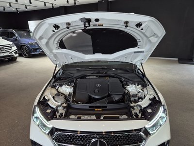 MERCEDES-BENZ E-CLASS - 7