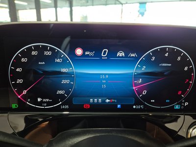 MERCEDES-BENZ E-CLASS - 8