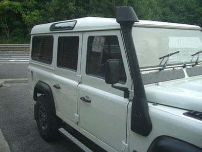 LAND ROVER DEFENDER - 5