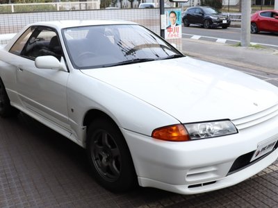 NISSAN SKYLINE GT-R - 10