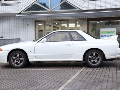 NISSAN SKYLINE GT-R - 3