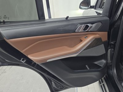 2022 BMW X5 — миниатюра 15