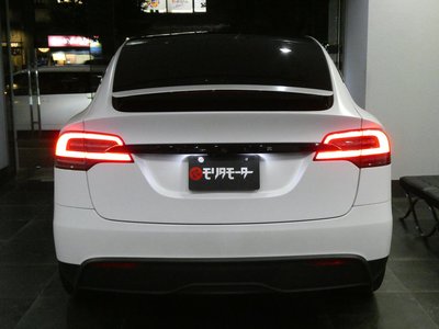 TESLA MODEL X - 6