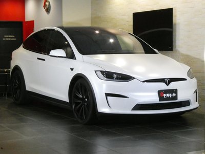 TESLA MODEL X - 3