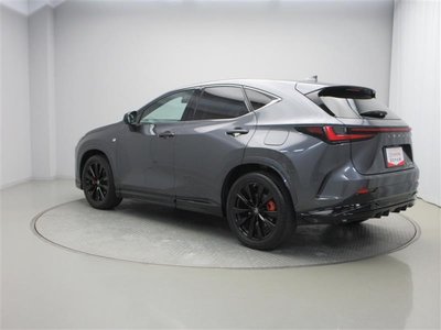 صورة 10 لـ 2022 Lexus NX
