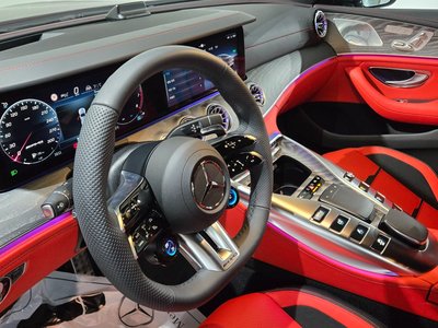 2026 Mercedes-BENZ GT AMG 缩略图 15