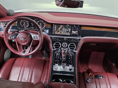 صورة 5 لـ 2019 Bentley CONTINENTAL