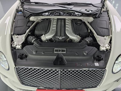 صورة 7 لـ 2019 Bentley CONTINENTAL