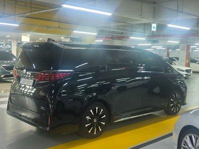 TOYOTA ALPHARD - 2