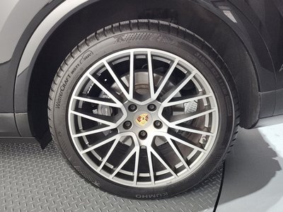 PORSCHE CAYENNE - 8