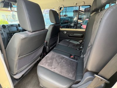 صورة مصغرة 39 لـ 2024 Toyota LAND CRUISER 70