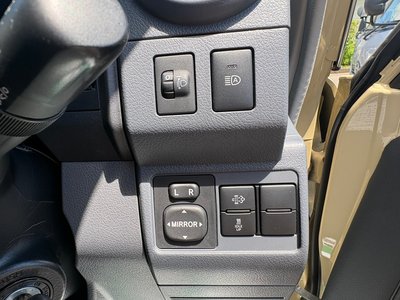 صورة مصغرة 29 لـ 2024 Toyota LAND CRUISER 70