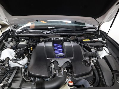 صورة 4 لـ 2015 Lexus RC F