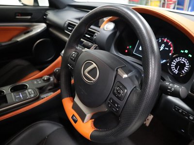 صورة مصغرة 20 لـ 2015 Lexus RC F
