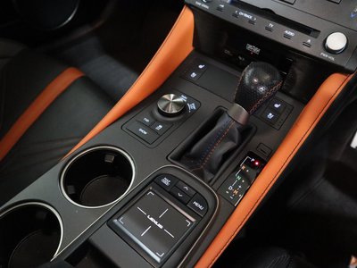 صورة مصغرة 28 لـ 2015 Lexus RC F