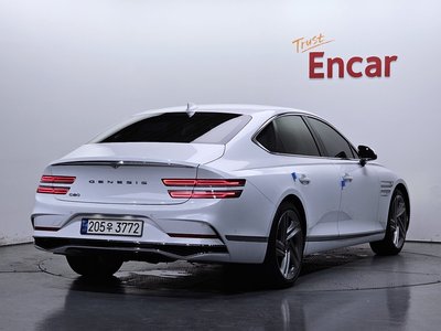 صورة 2 لـ 2024 GENESIS G80 (RG3)
