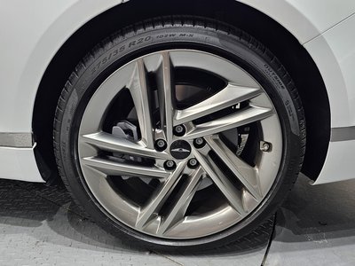 صورة 8 لـ 2024 GENESIS G80 (RG3)
