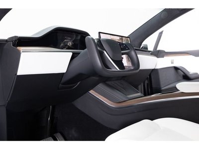 2023 Tesla MODEL X — миниатюра 40
