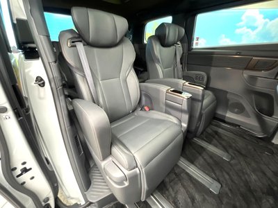TOYOTA ALPHARD - 10