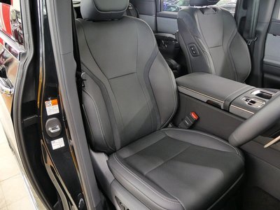 صورة مصغرة 16 لـ 2024 Lexus LM