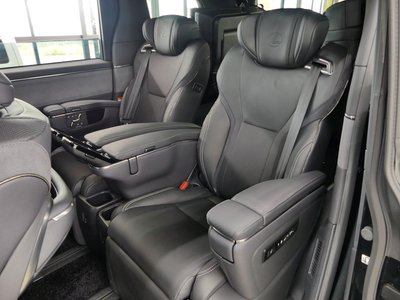 صورة مصغرة 18 لـ 2024 Lexus LM