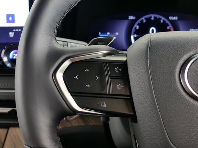 صورة مصغرة 40 لـ 2024 Lexus LM