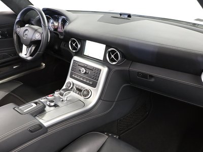 MERCEDES-BENZ SL - 10