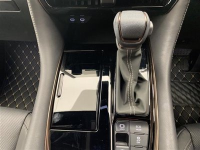 صورة مصغرة 26 لـ 2025 Toyota ALPHARD