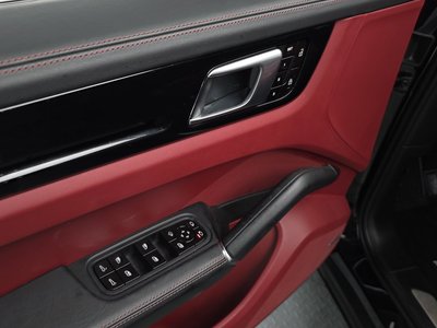 صورة مصغرة 28 لـ 2020 Porsche CAYENNE