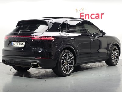 صورة 2 لـ 2020 Porsche CAYENNE
