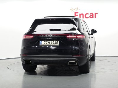 صورة 4 لـ 2020 Porsche CAYENNE