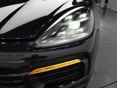 صورة 9 لـ 2020 Porsche CAYENNE