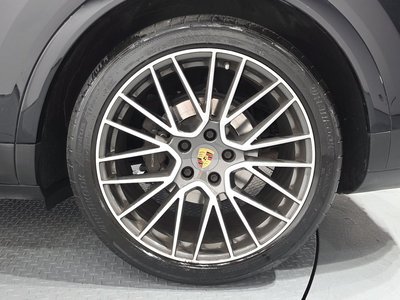 صورة 8 لـ 2020 Porsche CAYENNE