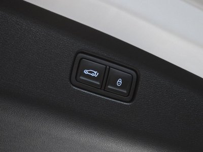 2025 Genesis GV70 — миниатюра 30