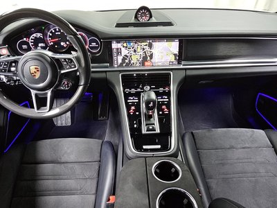 PORSCHE PANAMERA - 5