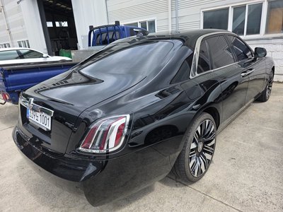 2026 ROLLS-ROYCE GHOST photo 10