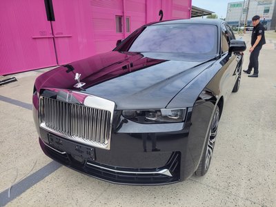 2026 ROLLS-ROYCE GHOST photo 2