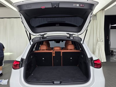 2025 Mercedes-BENZ GLC 缩略图 20