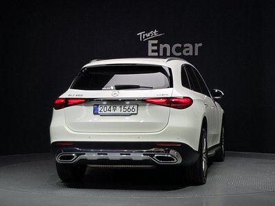 صورة 4 لـ 2025 Mercedes-BENZ GLC