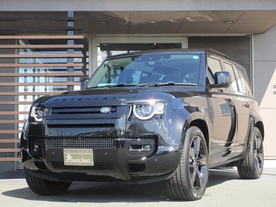 LAND ROVER DEFENDER - 1