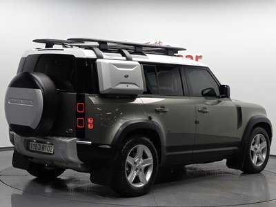 LAND ROVER DEFENDER - 3