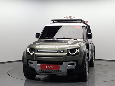 LAND ROVER DEFENDER - 2