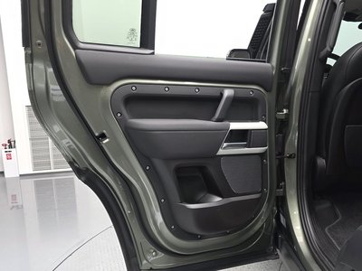 صورة مصغرة 15 لـ 2020 LAND Rover DEFENDER