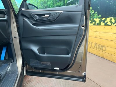 2026 Toyota ALPHARD thumbnail 37