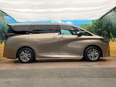 2026 Toyota ALPHARD thumbnail 32