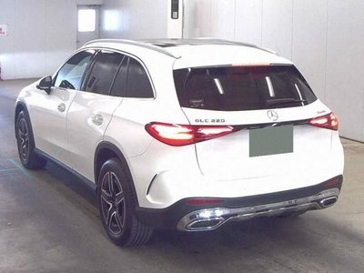 MERCEDES-BENZ GLC - 6