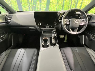 صورة 2 لـ 2023 Lexus NX