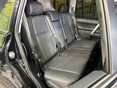 TOYOTA LAND CRUISER - 9