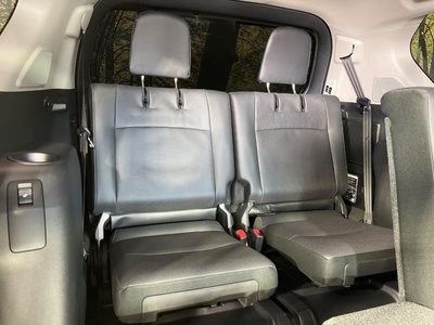 TOYOTA LAND CRUISER - 10