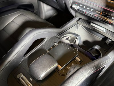 2022 Mercedes-BENZ GLS thumbnail 37
